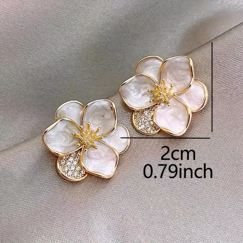 Sweet Flower Design Stud Earrings – Elegant Zinc Alloy Jewelry for Women