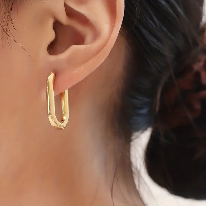 Golden Hoop Earrings – Elegant Simple Copper Jewelry for Women’s Daily Casual Style